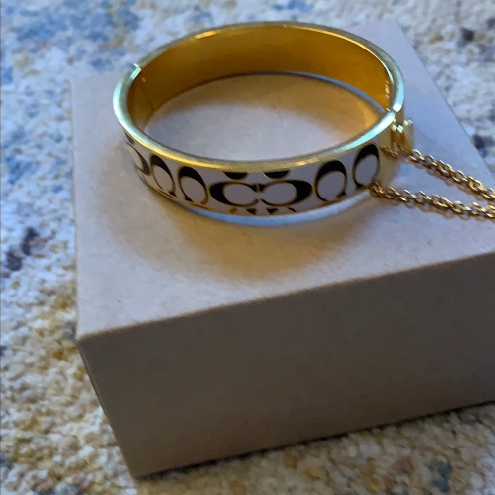 Coach bracelet GUC
